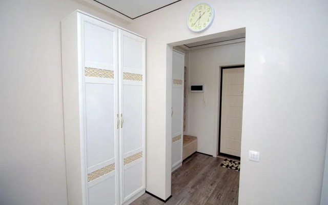 Апартаменты Четыре Сезона мкрн. Энтузиастов 8