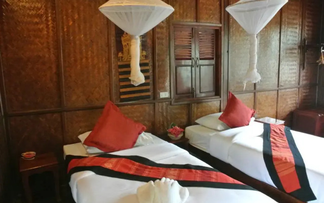 Mekong Riverside Lodge