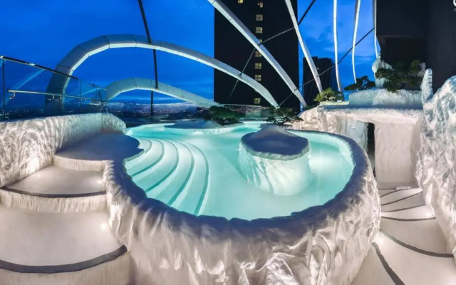 Arte Mont Kiara Luxury Suite