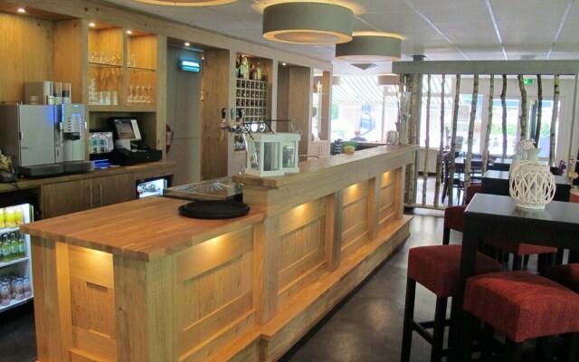 Bungalow With Terrace, not far From Assen