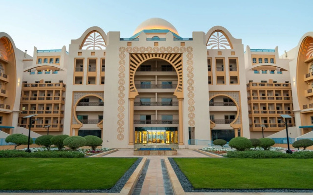 Pool View 1BR on Palm Jumeirah