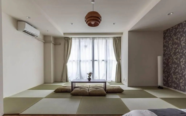 Mido Elphan Building 8