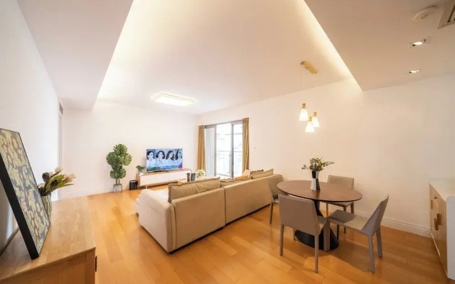 Tyms Elegant 3BR 2BA Apt Near Malls