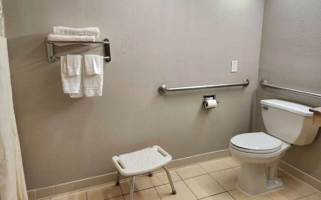 Days Inn by Wyndham LaPlace- New Orleans
