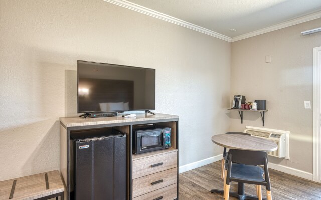 Harbor House Inn Morro Bay