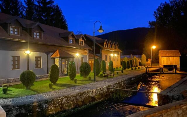 Hotel Gacka