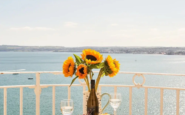 Bayfort Sea Studio in Torquay