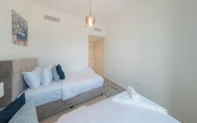 Lavish 2BR in Downtown Views Close to Dubai Mall Burj Khalifa