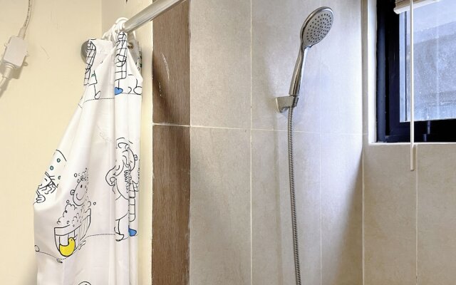 Comfortable Living 2Br At Meikarta Apartment