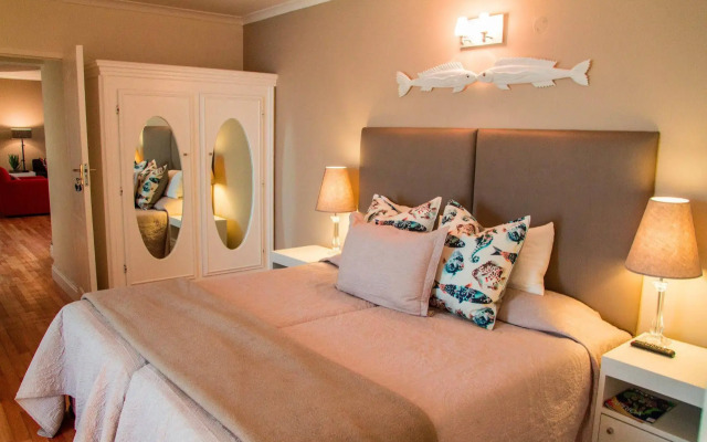 Milkwood Manor on Sea Hotel