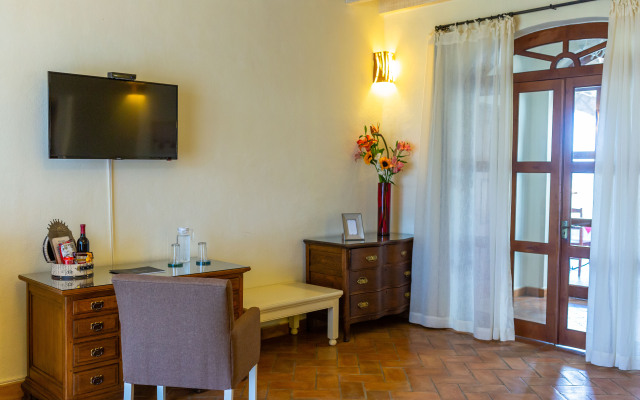 Grand Las Nubes by Inmense