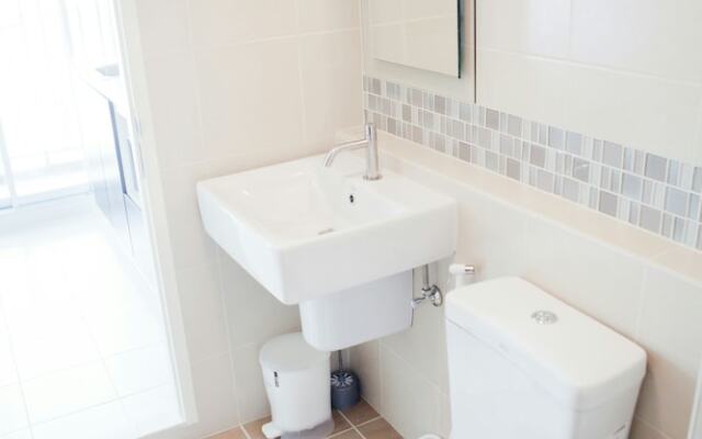 Baan Khun Koey A414 By Huahin Holiday Condo