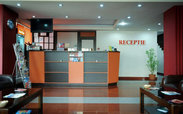 Lira Pacific Aparthotel