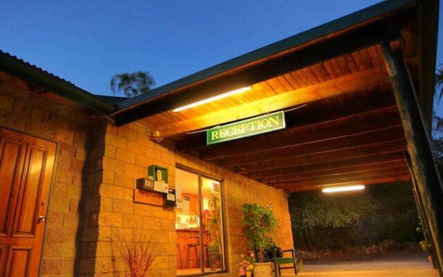 Murray Gardens Country Cottages & Motel