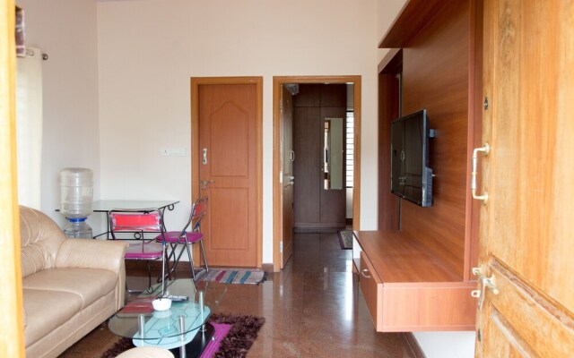 OYO 9702 Hebbal