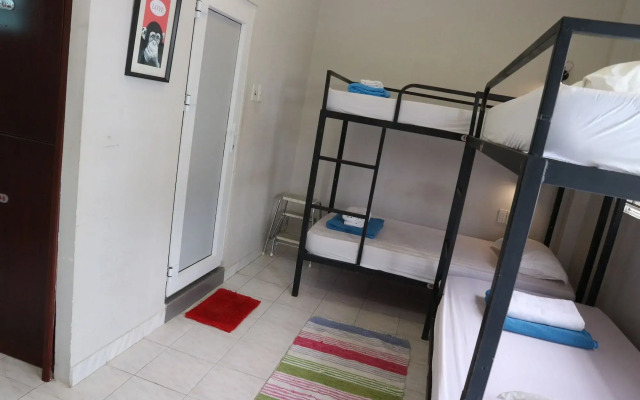 Long Hostel