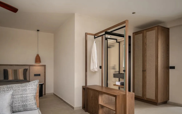 KYMĀNI Boutique Hotel & Suites