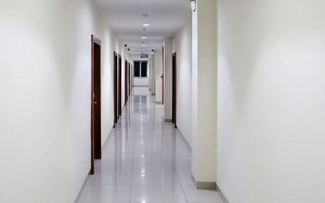 OYO 775 Aviari Hotel