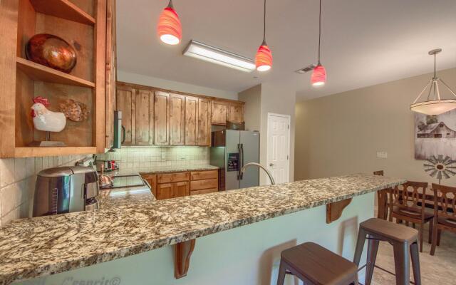 Riverview Terrace RG 203