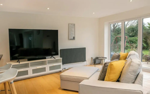Spacious 3BD with Large Garden in Aynho