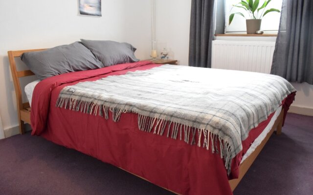 1 Bedroom Flat With Garden In Lambeth
