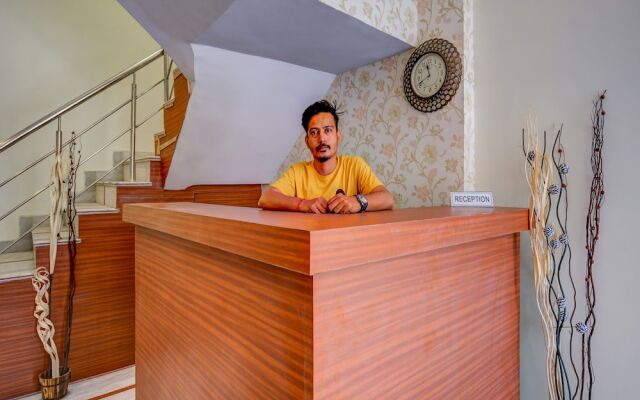 OYO Flagship 22942 Hotel Opal