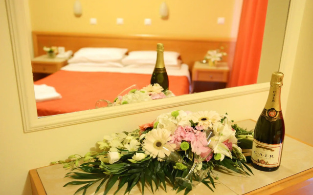 Marine Congo Hotel