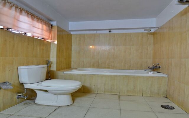 OYO Flagship 1298 Kohinoor Sindhi Camp