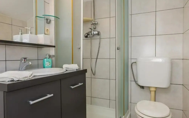 Apartments Roda - Comfort One Bedroom Apartment With Terrace -