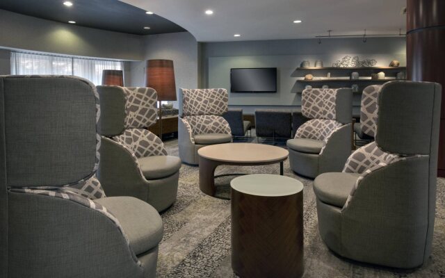 Courtyard by Marriott Lebanon