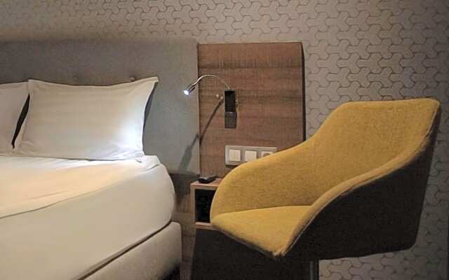 Abton Hotel