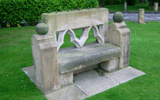 Rogerthorpe Manor Hotel