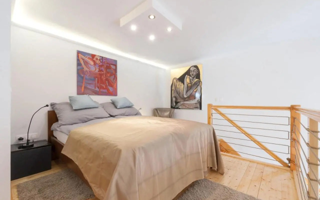 Bridge & Castle Art Apartman