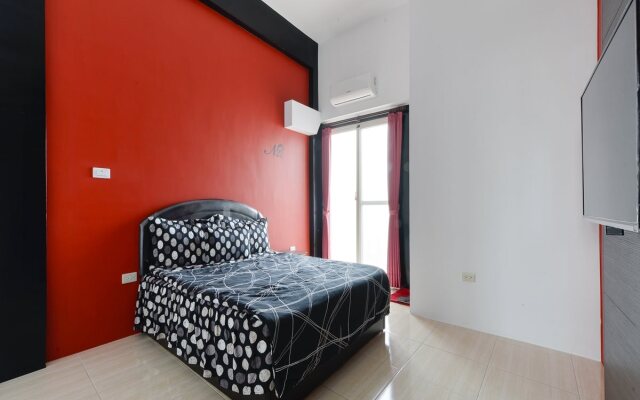 N22 Hostel