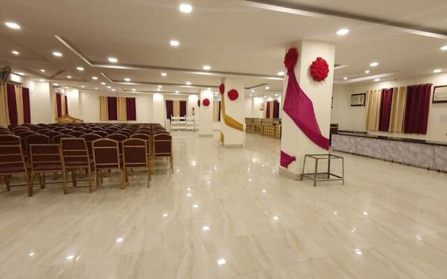 Hotel Rajmahal Roorkee