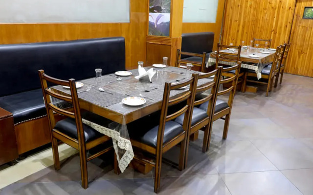 Hotel Suryadev
