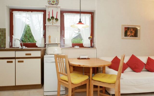 Cosy Holiday Home in Hildfeld with Terrace