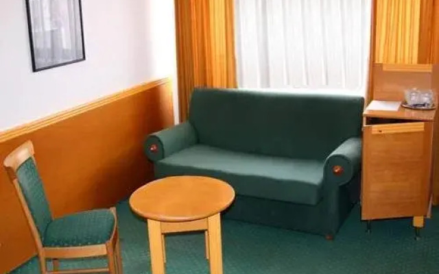 Hotel Jalta