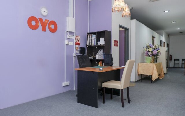 OYO 90180 Gemilang Hotel Kerteh