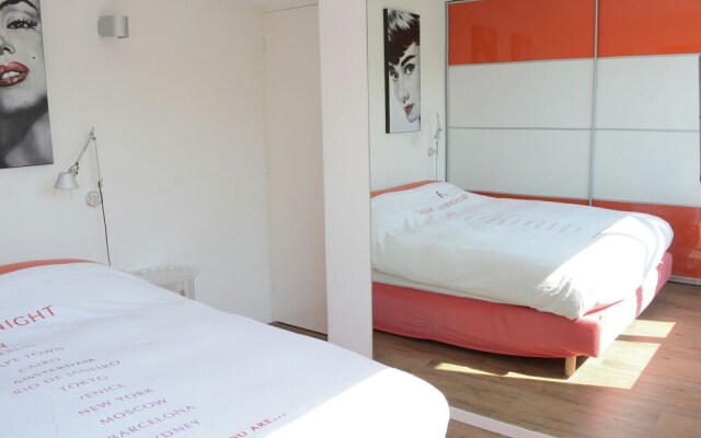 Sunlit Villa with Sauna in Nes