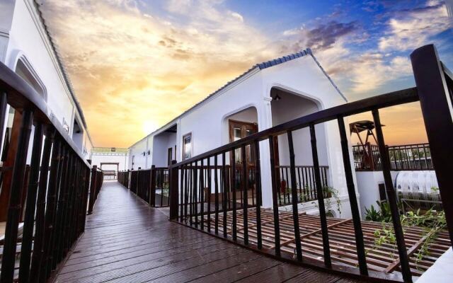 The Poplar Resort