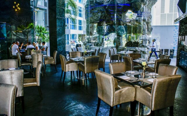 Centara Avenue Residence by Towers