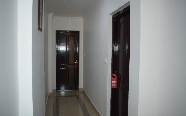 OYO 10322 Hotel Raja Palace