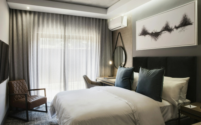 The Capital Melrose