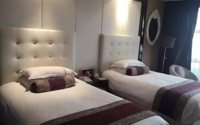 New Huatian Hotel