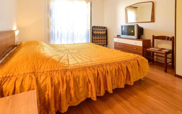 Apartment Marija - with parking : A1 Prizemlje Cres, Island Cres