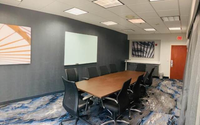 Fairfield Inn & Suites Waco North