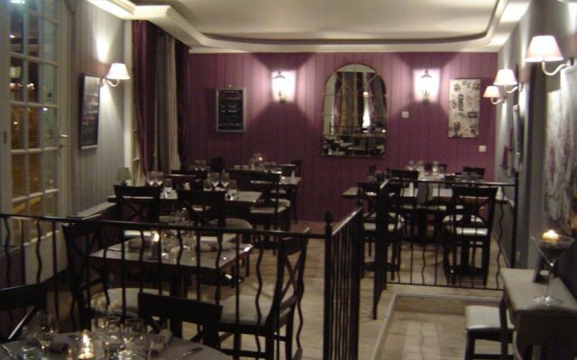Hôtel Restaurant Le 8