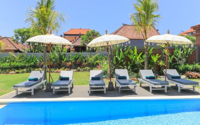 D Anyar Stay and Surf