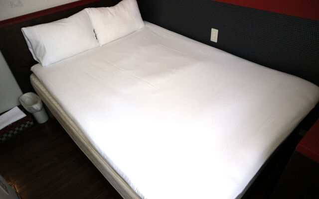 Business Inn Namba - Adults Only